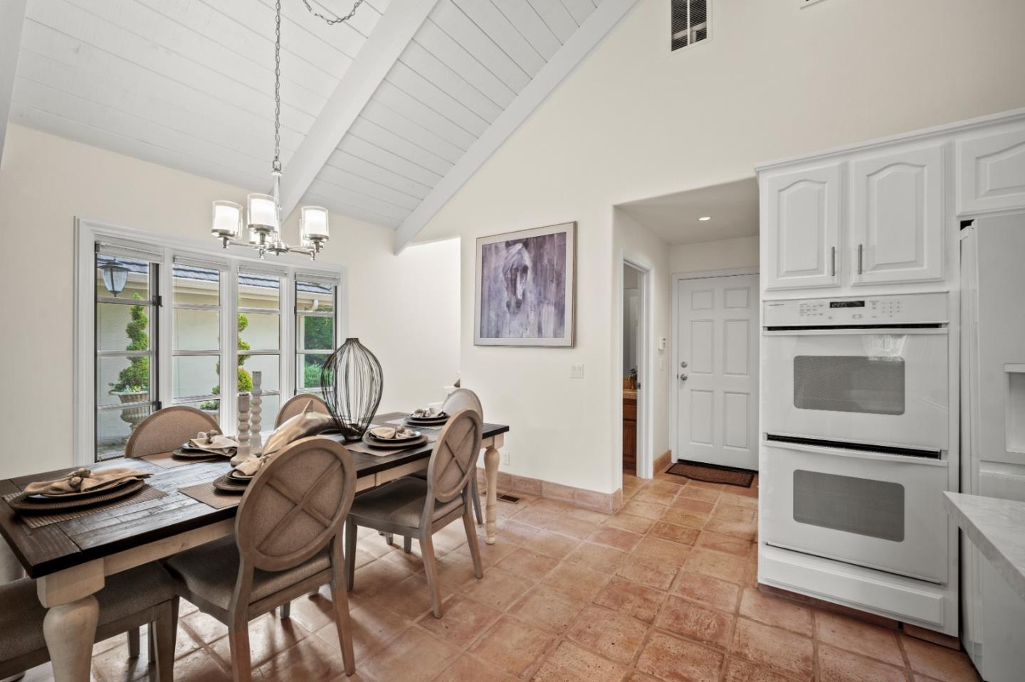 Detail Gallery Image 8 of 43 For 4055 Sunset Ln, Pebble Beach,  CA 93953 - 4 Beds | 2/1 Baths