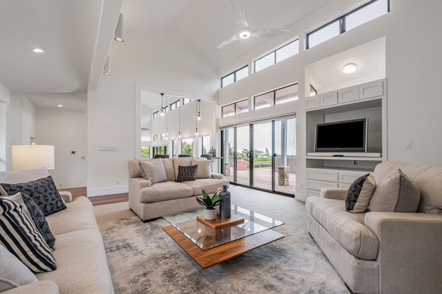 Detail Gallery Image 10 of 67 For 265 Calle Serra Rd, Aptos,  CA 95003 - 4 Beds | 4 Baths
