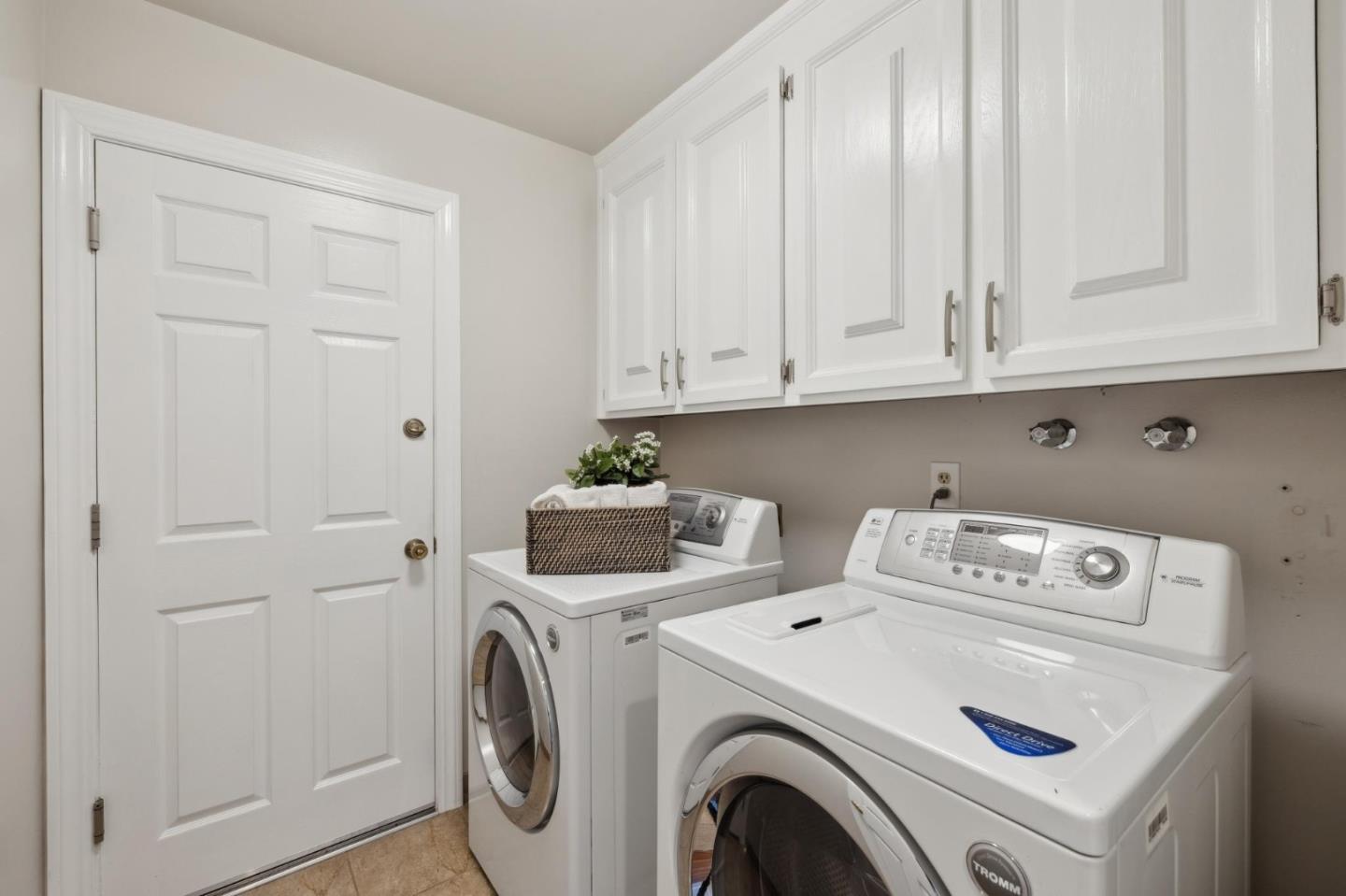 Detail Gallery Image 25 of 42 For 16100 Shannon Rd, Los Gatos,  CA 95032 - 3 Beds | 2 Baths