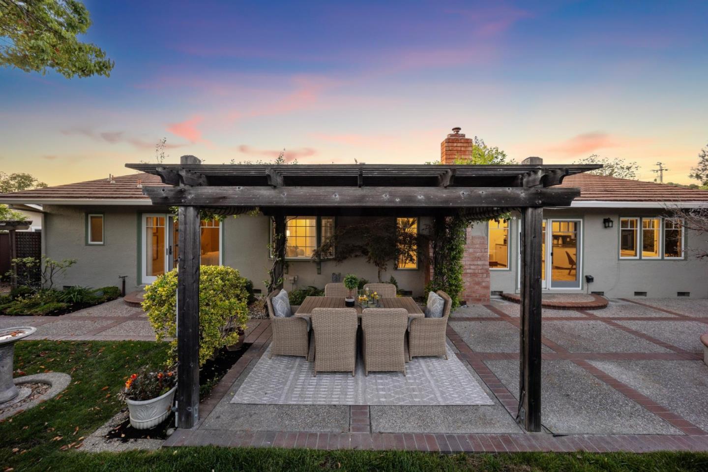 Detail Gallery Image 27 of 42 For 16100 Shannon Rd, Los Gatos,  CA 95032 - 3 Beds | 2 Baths