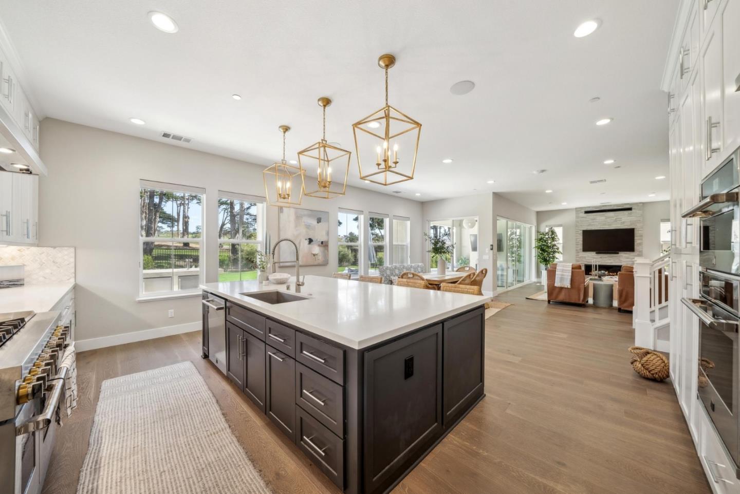 Detail Gallery Image 18 of 73 For 1814 Links Dr, Seaside,  CA 93955 - 4 Beds | 4/1 Baths