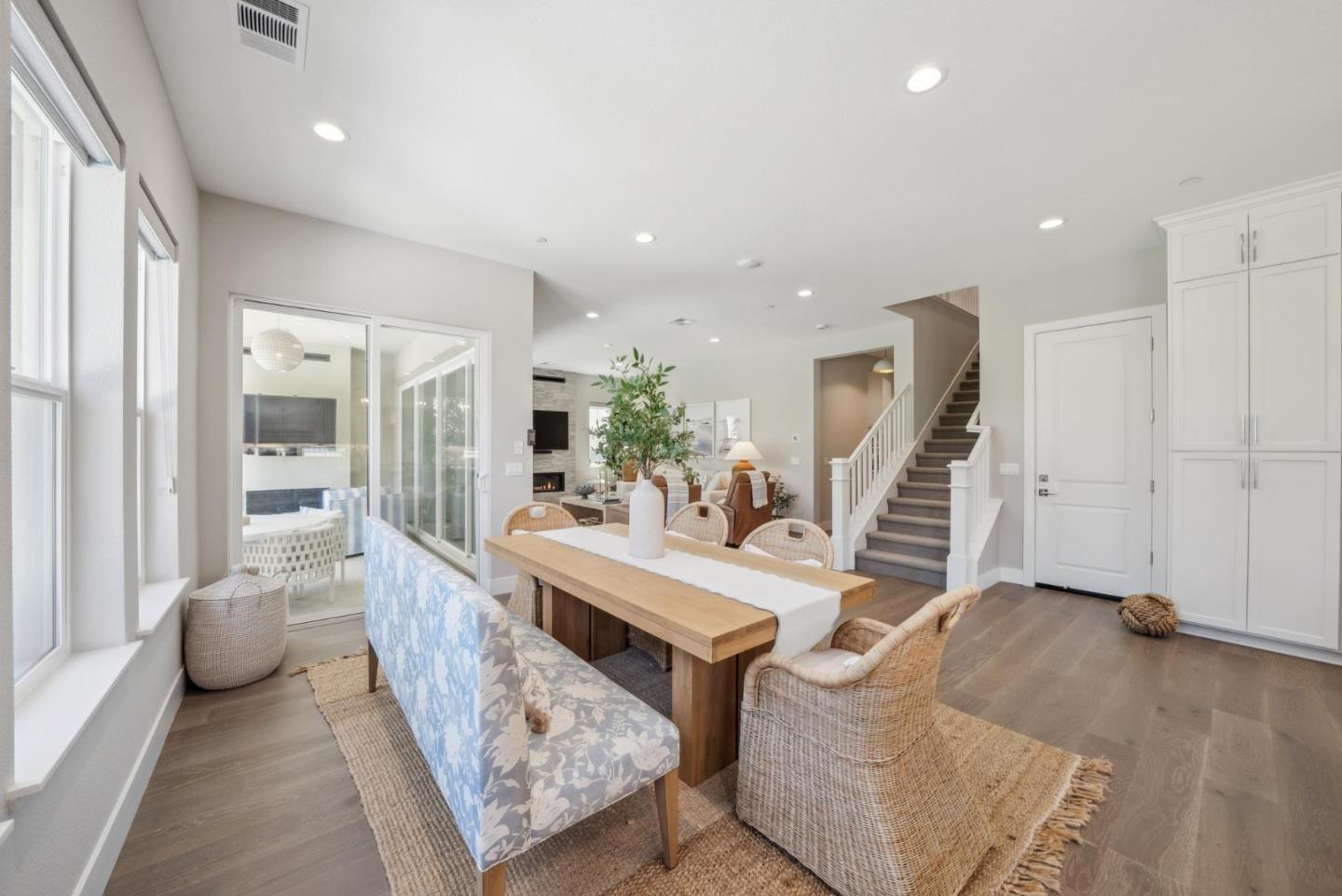 Detail Gallery Image 19 of 73 For 1814 Links Dr, Seaside,  CA 93955 - 4 Beds | 4/1 Baths