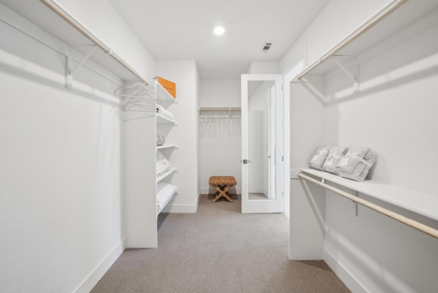 Detail Gallery Image 27 of 73 For 1814 Links Dr, Seaside,  CA 93955 - 4 Beds | 4/1 Baths