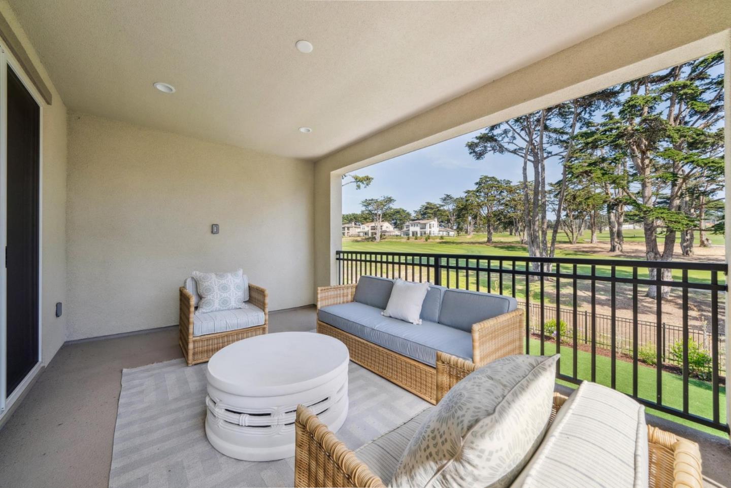 Detail Gallery Image 35 of 73 For 1814 Links Dr, Seaside,  CA 93955 - 4 Beds | 4/1 Baths