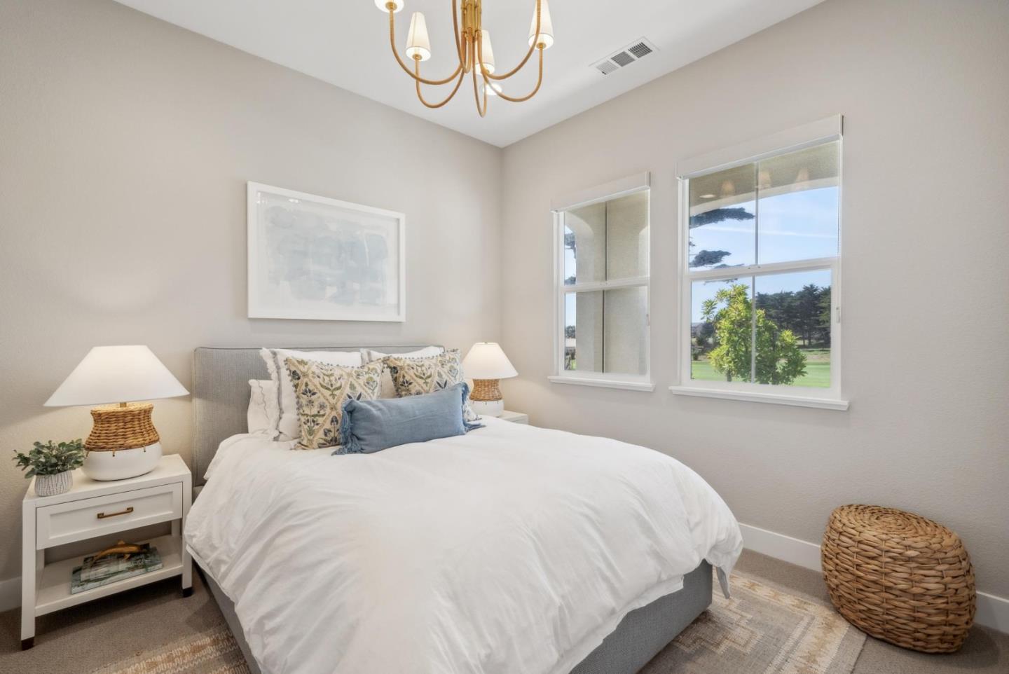 Detail Gallery Image 52 of 73 For 1814 Links Dr, Seaside,  CA 93955 - 4 Beds | 4/1 Baths