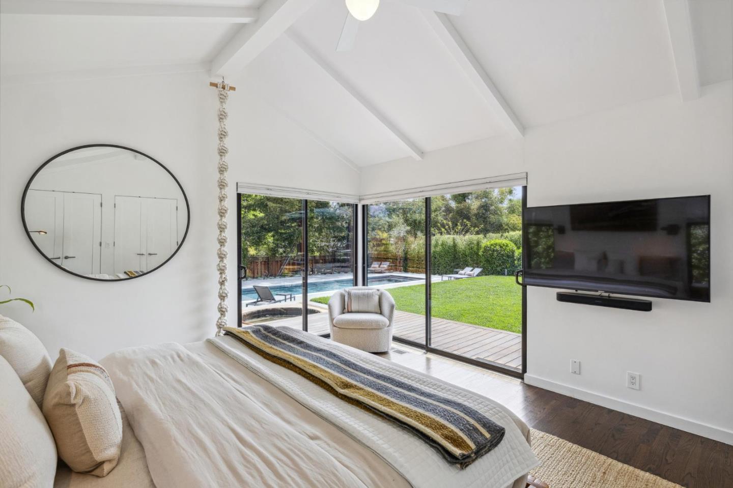 Detail Gallery Image 32 of 76 For 15548 Kavin Ln, Monte Sereno,  CA 95030 - 5 Beds | 3/1 Baths