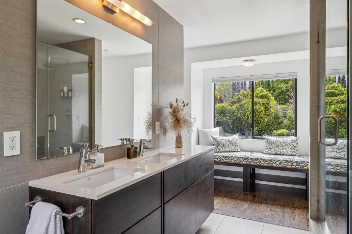 Detail Gallery Image 35 of 76 For 15548 Kavin Ln, Monte Sereno,  CA 95030 - 5 Beds | 3/1 Baths