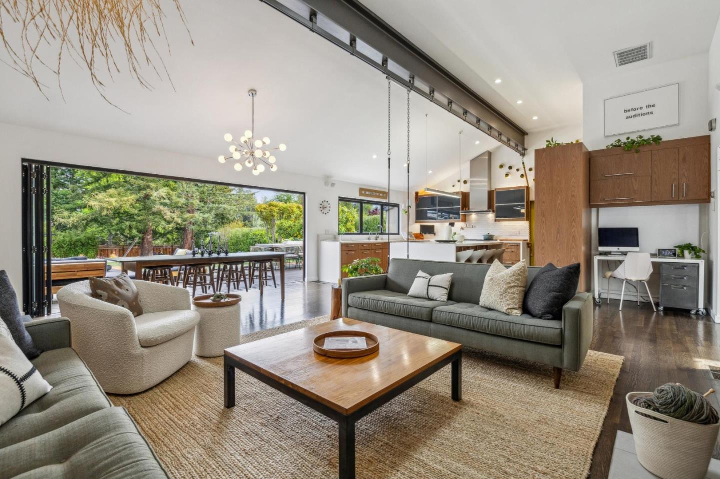 Detail Gallery Image 5 of 76 For 15548 Kavin Ln, Monte Sereno,  CA 95030 - 5 Beds | 3/1 Baths