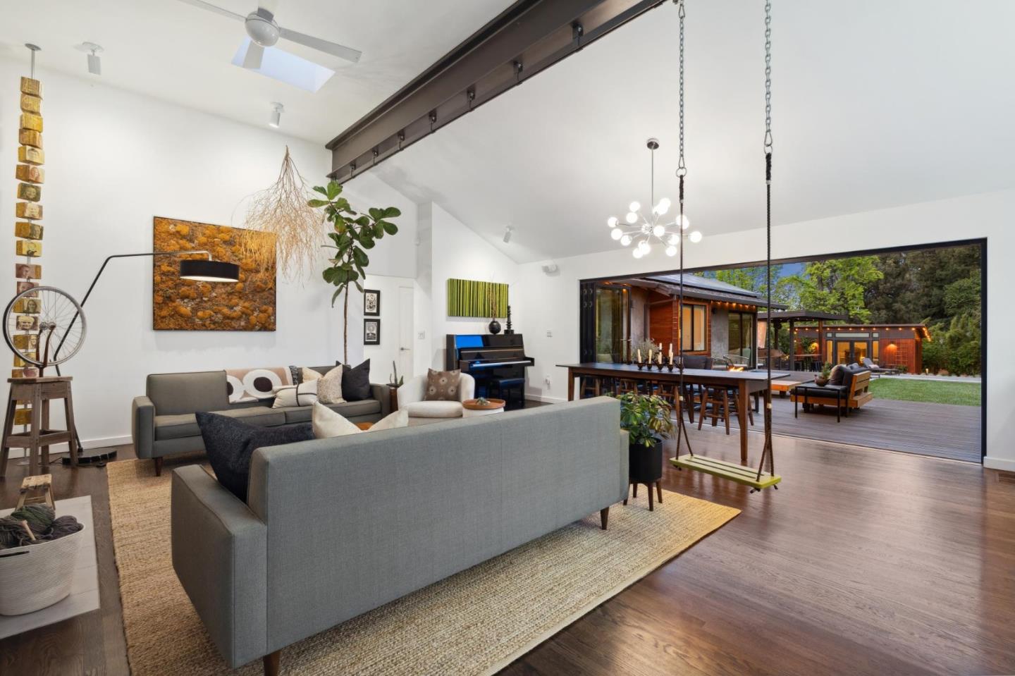 Detail Gallery Image 6 of 76 For 15548 Kavin Ln, Monte Sereno,  CA 95030 - 5 Beds | 3/1 Baths