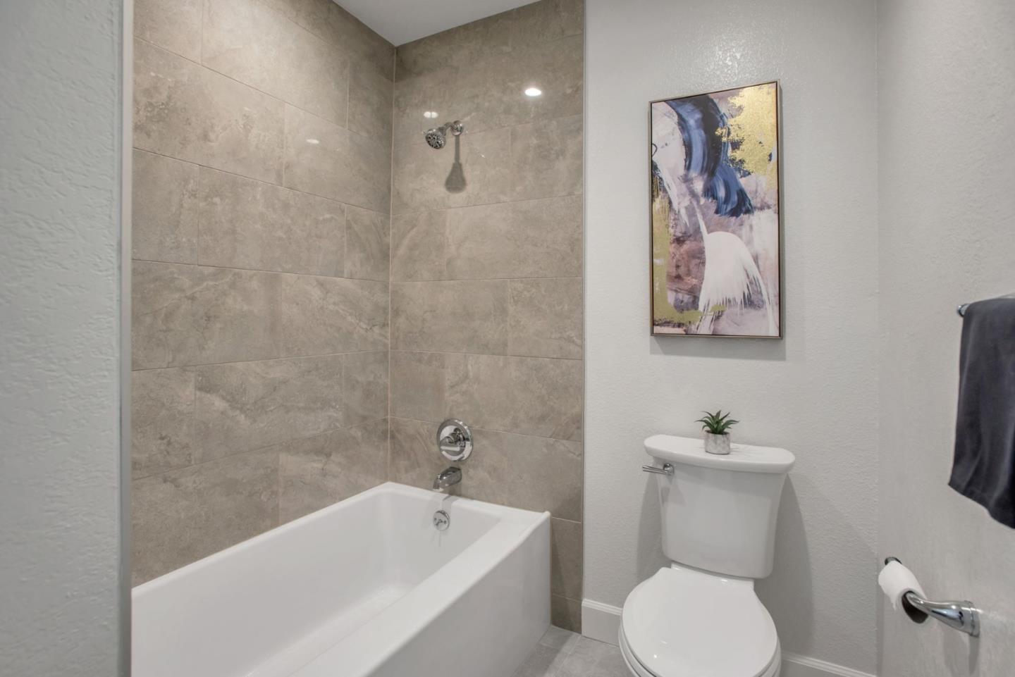 Detail Gallery Image 16 of 34 For 1031 Cherry Ave #81,  San Bruno,  CA 94066 - 3 Beds | 2 Baths