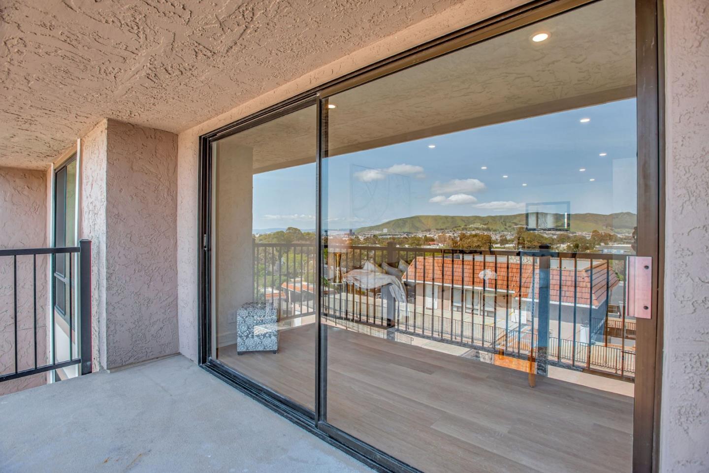 Detail Gallery Image 31 of 34 For 1031 Cherry Ave #81,  San Bruno,  CA 94066 - 3 Beds | 2 Baths