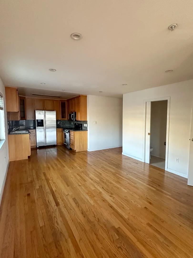 Detail Gallery Image 5 of 20 For 1588 Indiana St #12,  San Francisco,  CA 94107 - 0 Beds | 1 Baths