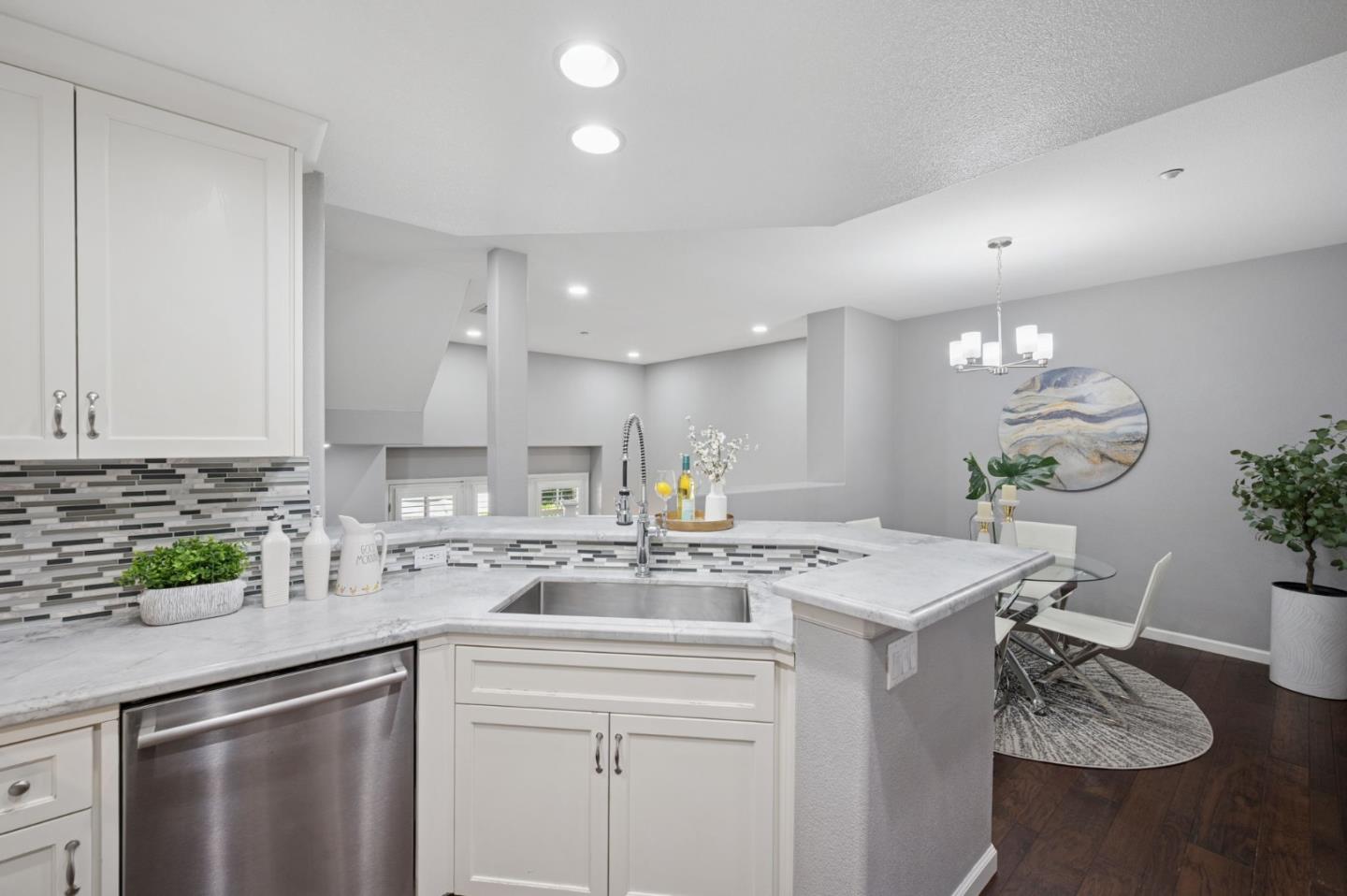 Detail Gallery Image 19 of 56 For 853 Georgetown Pl, San Jose,  CA 95126 - 3 Beds | 3 Baths