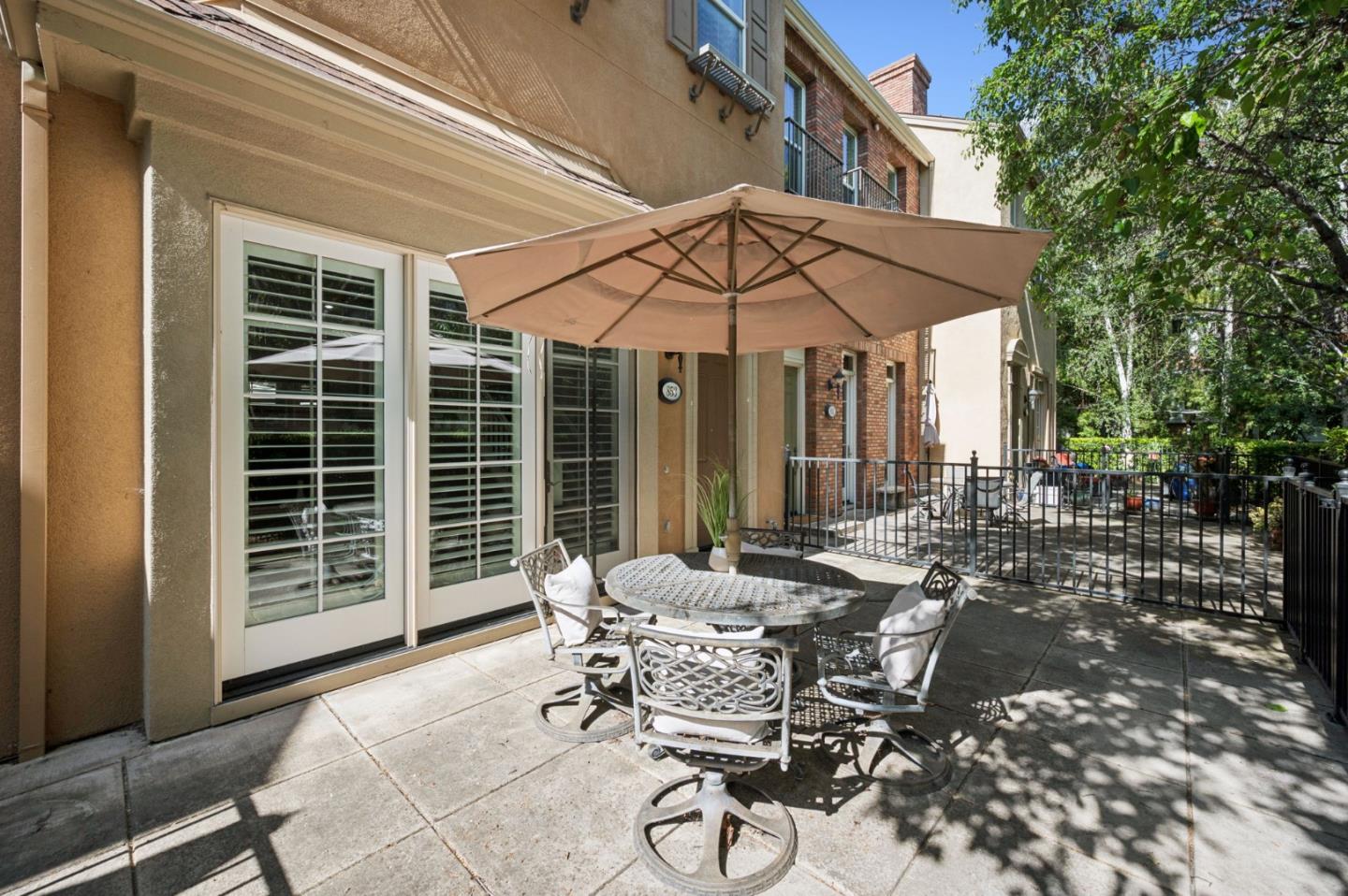 Detail Gallery Image 6 of 56 For 853 Georgetown Pl, San Jose,  CA 95126 - 3 Beds | 3 Baths