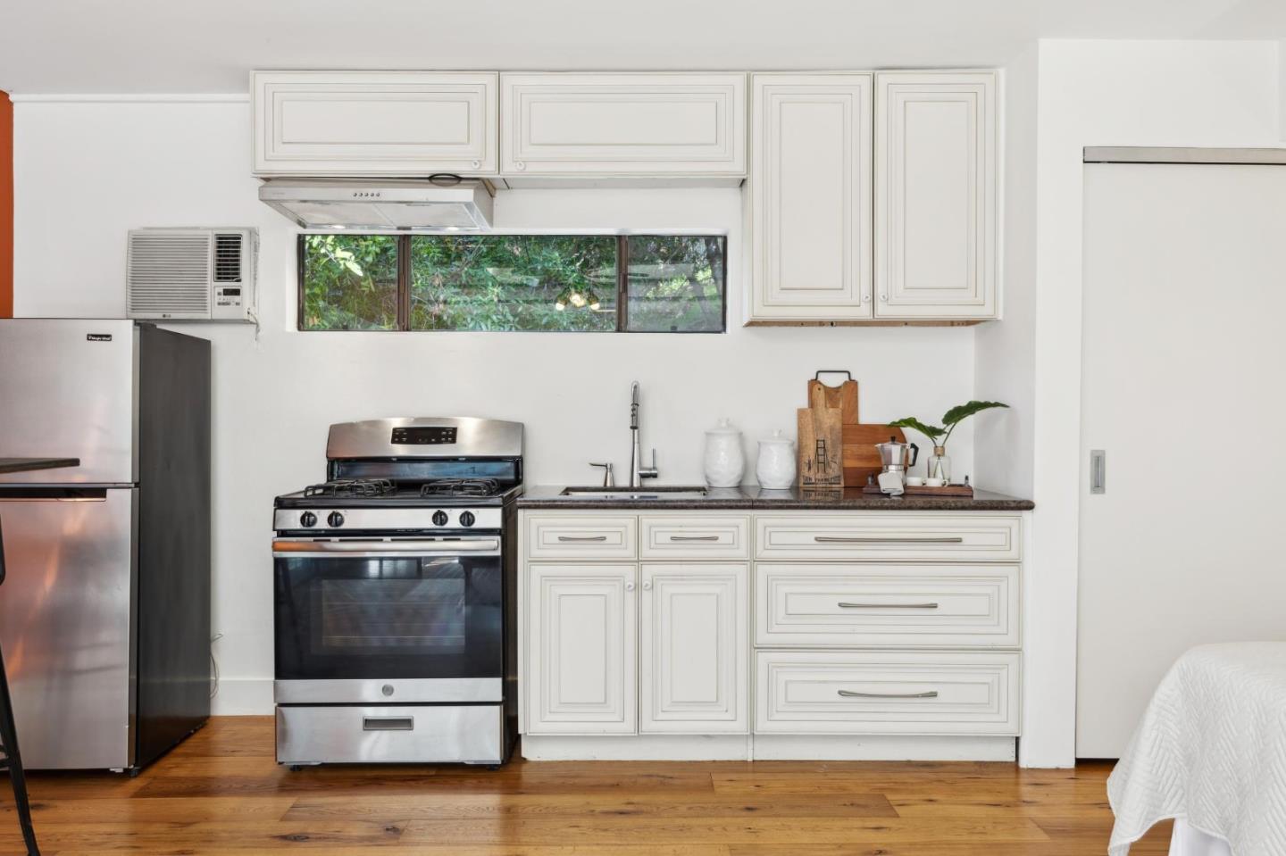 Detail Gallery Image 62 of 75 For 15640 Shannon Heights Rd, Los Gatos,  CA 95032 - 4 Beds | 4/1 Baths
