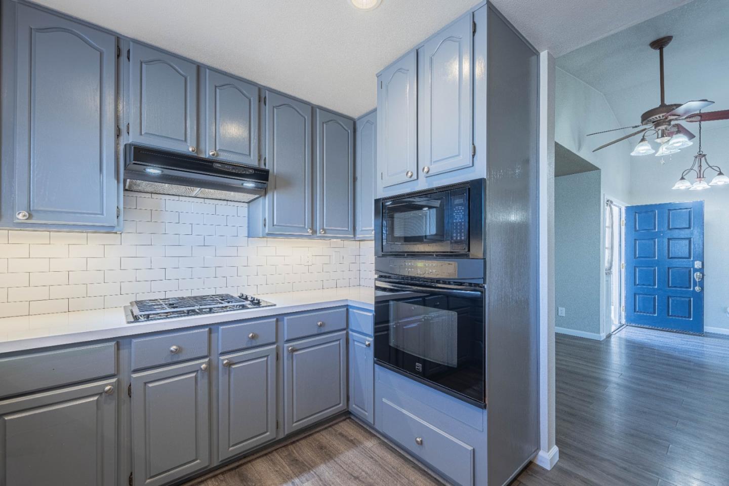 Detail Gallery Image 11 of 37 For 890 Sloat Dr, Salinas,  CA 93907 - 3 Beds | 2 Baths