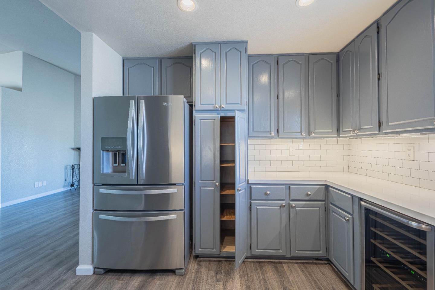 Detail Gallery Image 12 of 37 For 890 Sloat Dr, Salinas,  CA 93907 - 3 Beds | 2 Baths