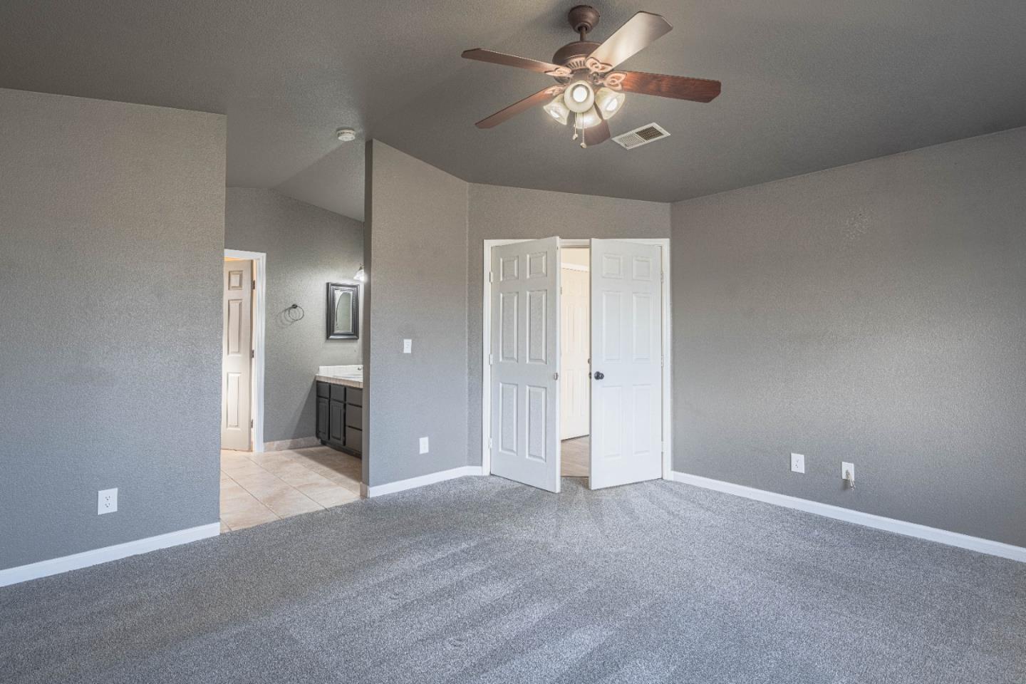 Detail Gallery Image 16 of 37 For 890 Sloat Dr, Salinas,  CA 93907 - 3 Beds | 2 Baths