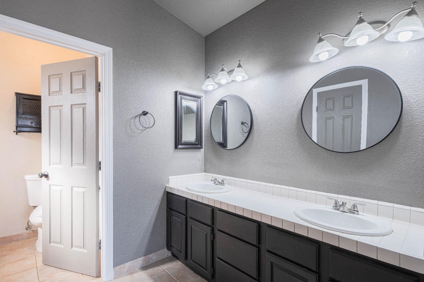 Detail Gallery Image 17 of 37 For 890 Sloat Dr, Salinas,  CA 93907 - 3 Beds | 2 Baths