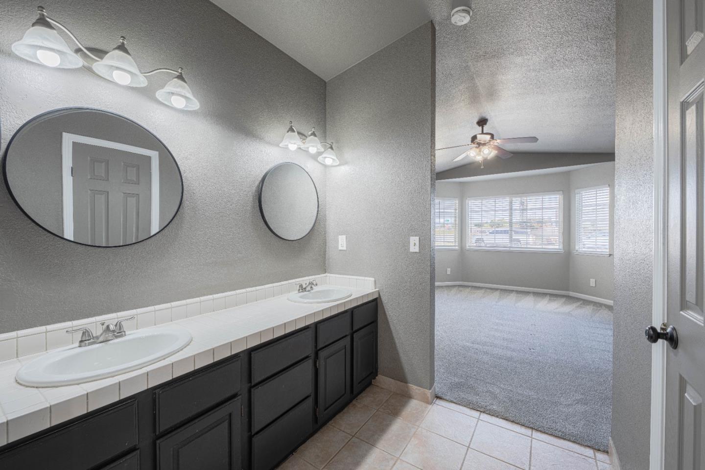 Detail Gallery Image 19 of 37 For 890 Sloat Dr, Salinas,  CA 93907 - 3 Beds | 2 Baths
