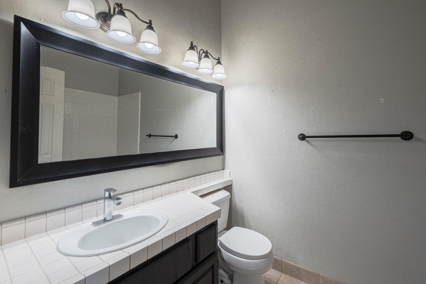 Detail Gallery Image 27 of 37 For 890 Sloat Dr, Salinas,  CA 93907 - 3 Beds | 2 Baths