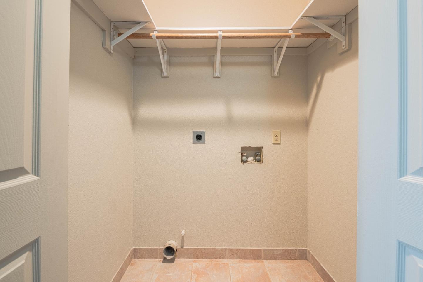 Detail Gallery Image 29 of 37 For 890 Sloat Dr, Salinas,  CA 93907 - 3 Beds | 2 Baths