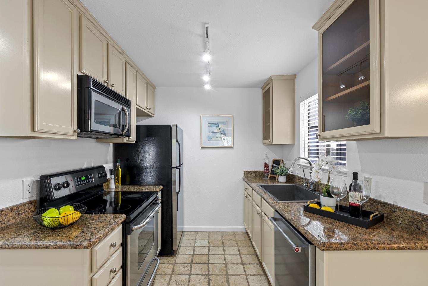 Detail Gallery Image 6 of 32 For 2250 Monroe St #263,  Santa Clara,  CA 95050 - 1 Beds | 1 Baths