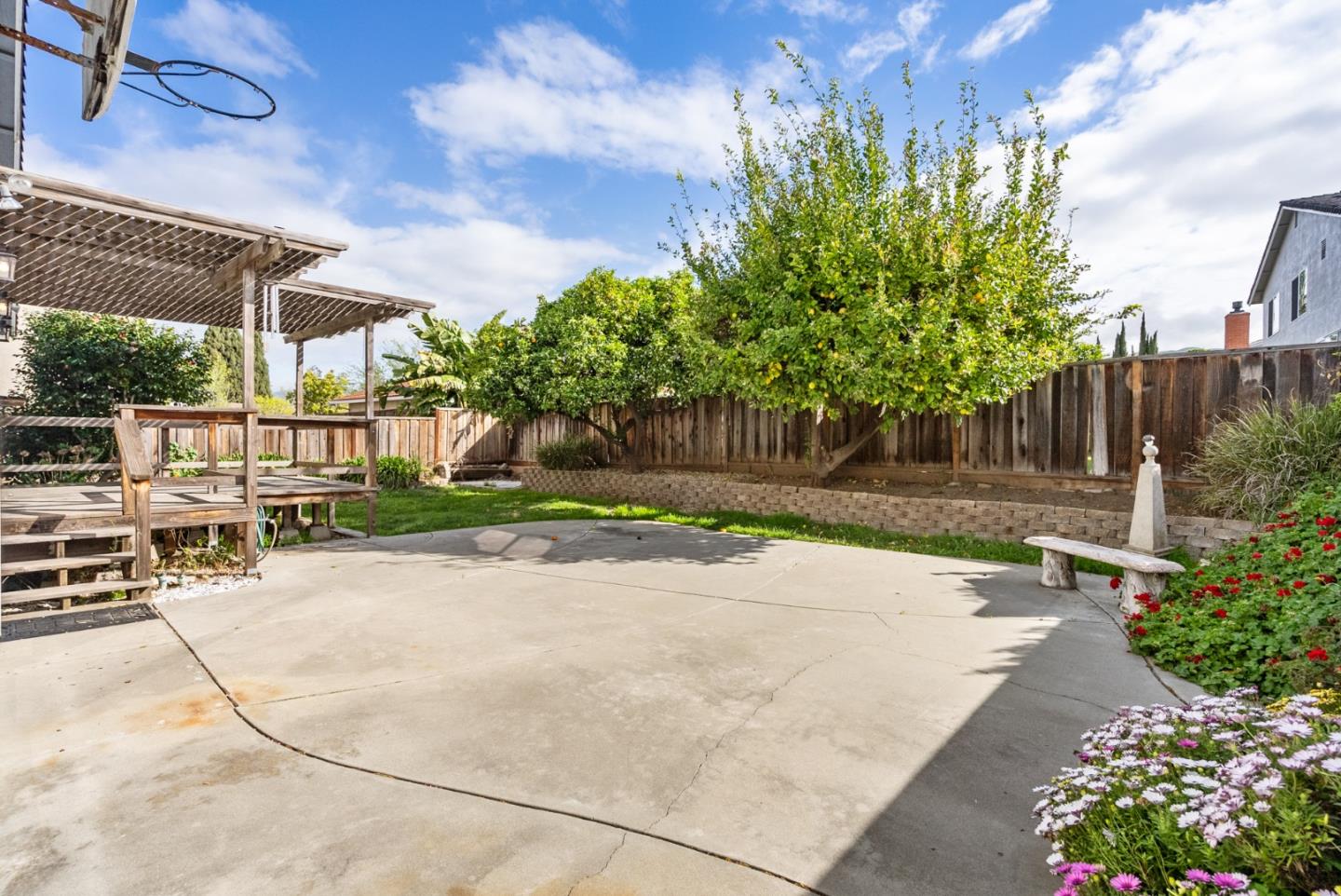 Detail Gallery Image 37 of 50 For 1174 San Moritz Dr, San Jose,  CA 95132 - 4 Beds | 2/1 Baths