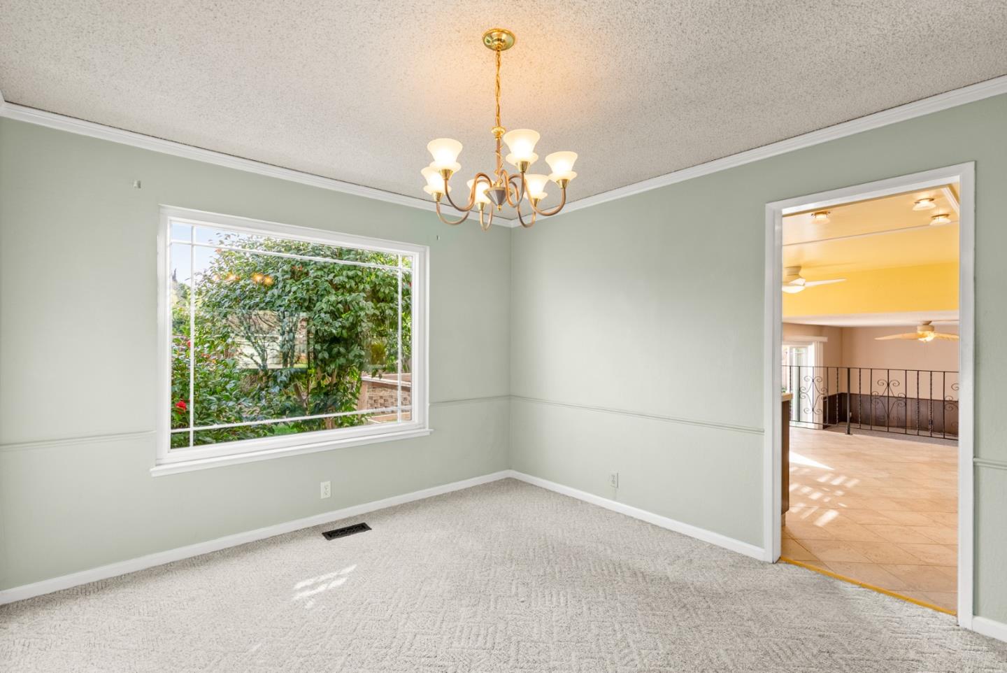 Detail Gallery Image 9 of 50 For 1174 San Moritz Dr, San Jose,  CA 95132 - 4 Beds | 2/1 Baths
