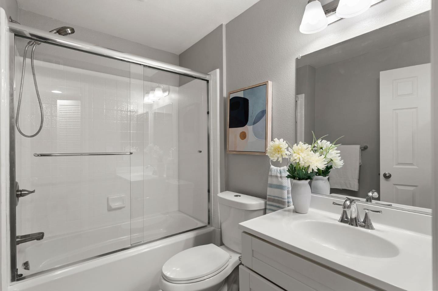 Detail Gallery Image 11 of 22 For 95 Rancho Dr #C,  San Jose,  CA 95111 - 2 Beds | 2 Baths