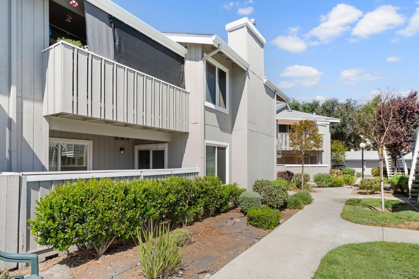 Detail Gallery Image 15 of 22 For 95 Rancho Dr #C,  San Jose,  CA 95111 - 2 Beds | 2 Baths