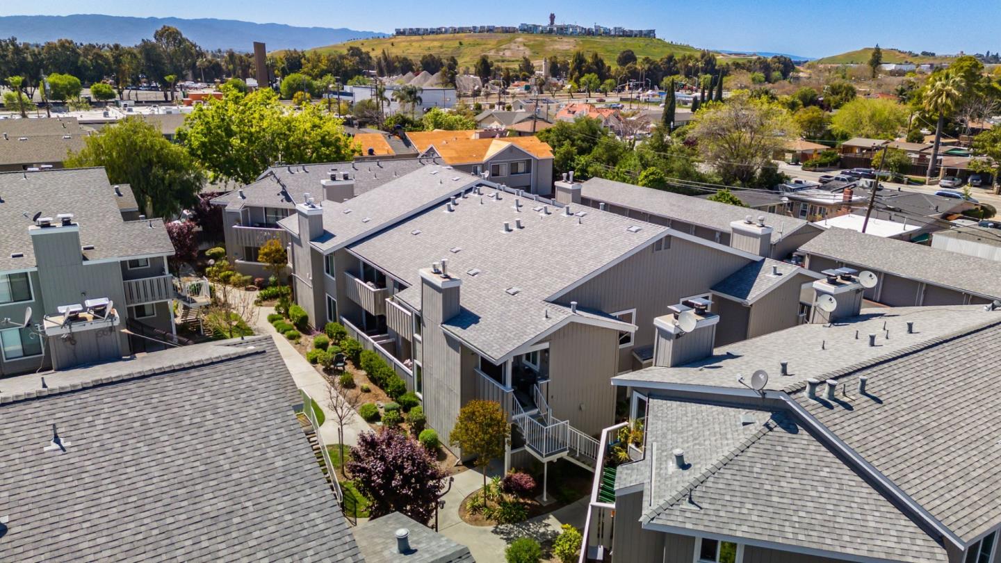 Detail Gallery Image 19 of 22 For 95 Rancho Dr #C,  San Jose,  CA 95111 - 2 Beds | 2 Baths