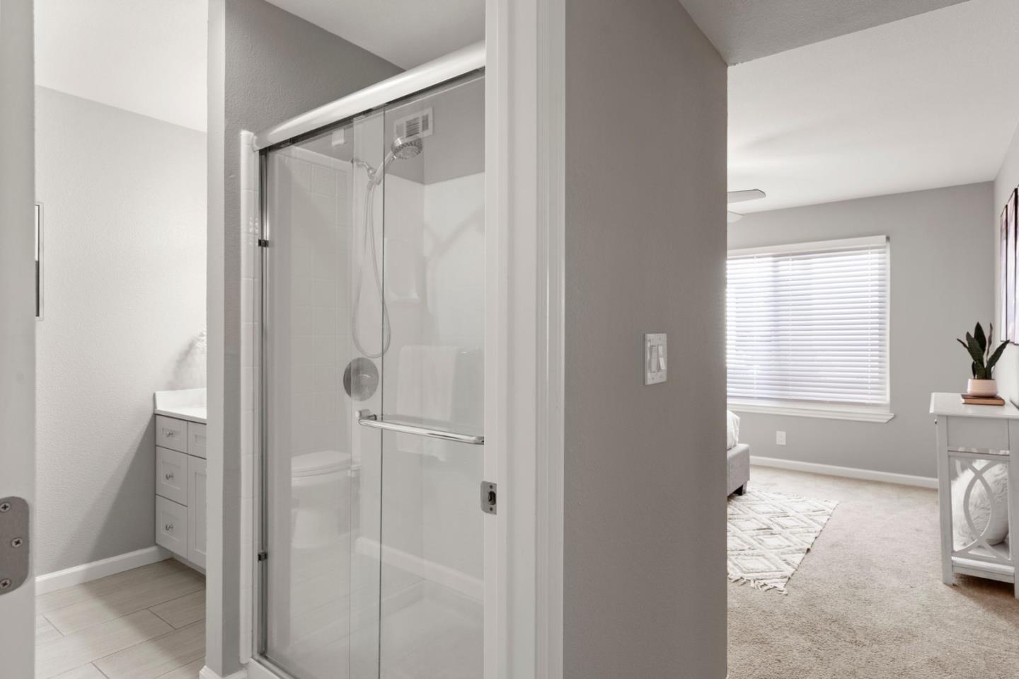 Detail Gallery Image 8 of 22 For 95 Rancho Dr #C,  San Jose,  CA 95111 - 2 Beds | 2 Baths