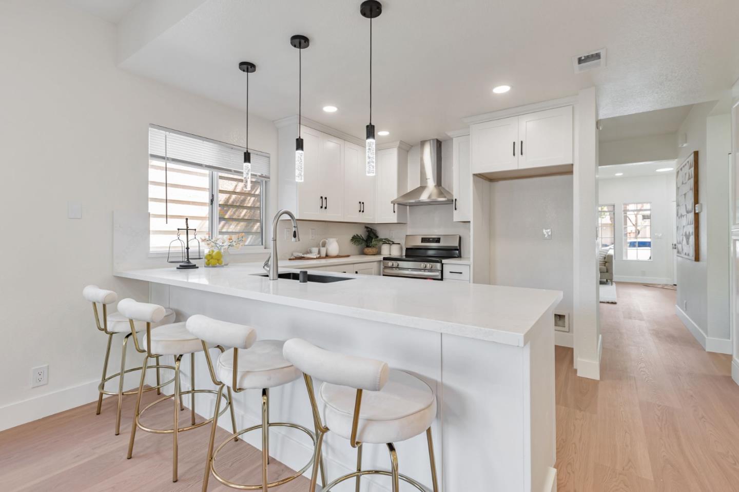 Detail Gallery Image 10 of 26 For 6209 Potrero Dr, Newark,  CA 94560 - 3 Beds | 2/1 Baths