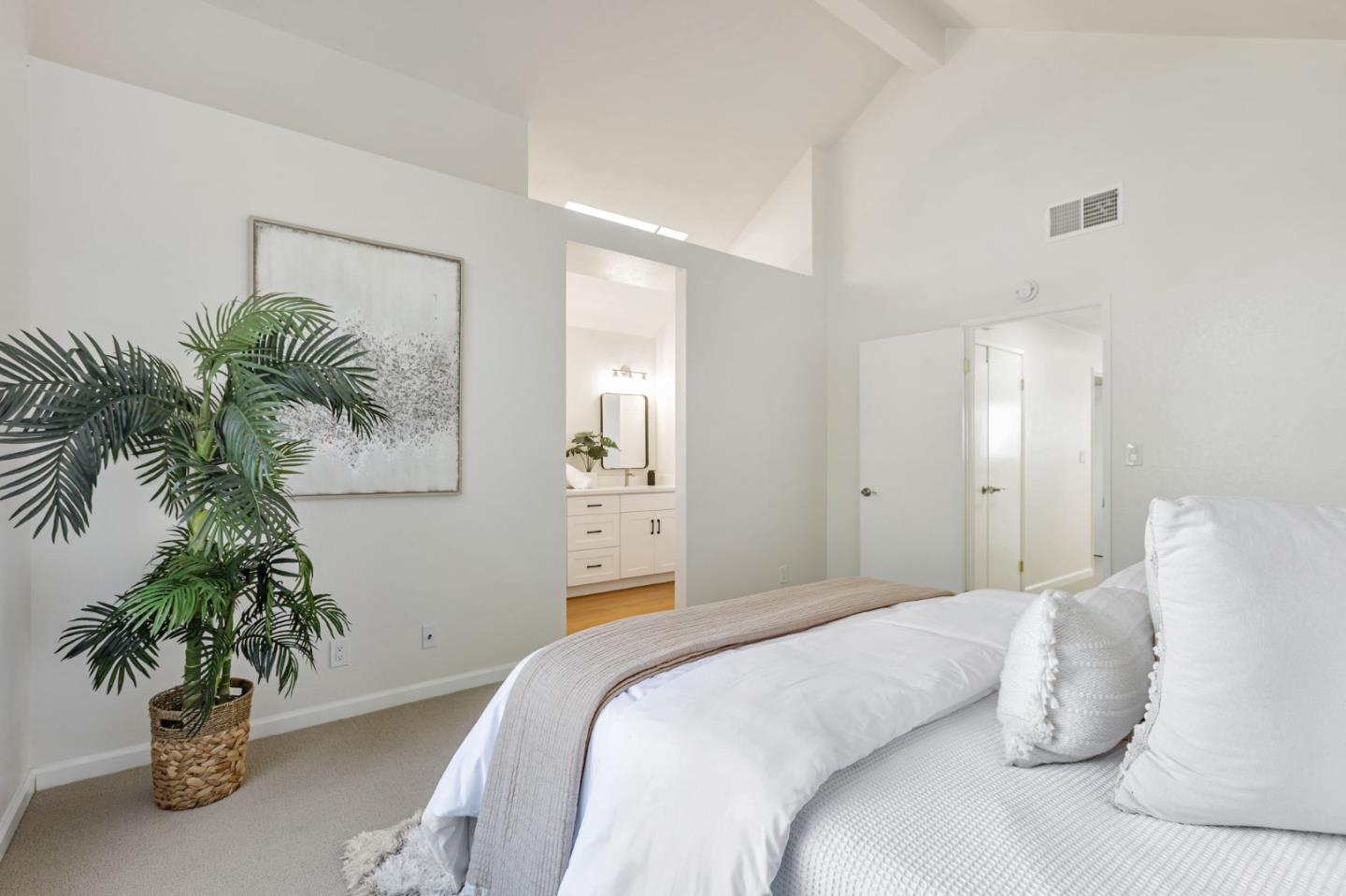 Detail Gallery Image 16 of 26 For 6209 Potrero Dr, Newark,  CA 94560 - 3 Beds | 2/1 Baths