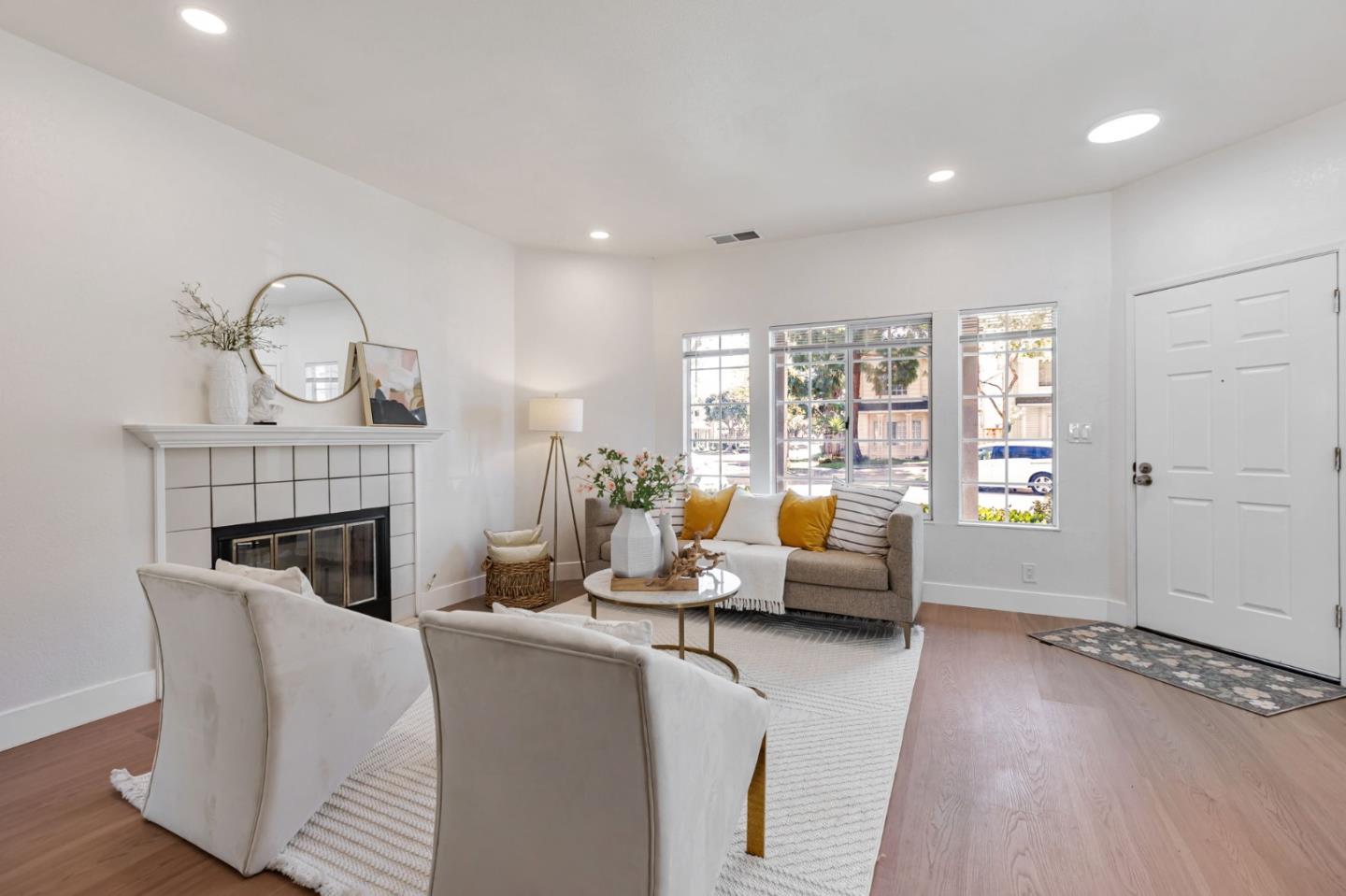 Detail Gallery Image 5 of 26 For 6209 Potrero Dr, Newark,  CA 94560 - 3 Beds | 2/1 Baths