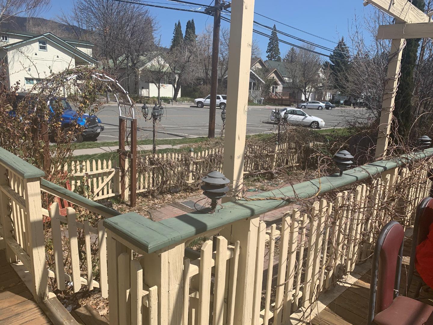 Detail Gallery Image 7 of 9 For 531 Chestnut Street St, Mount Shasta,  CA 96067 - – Beds | – Baths