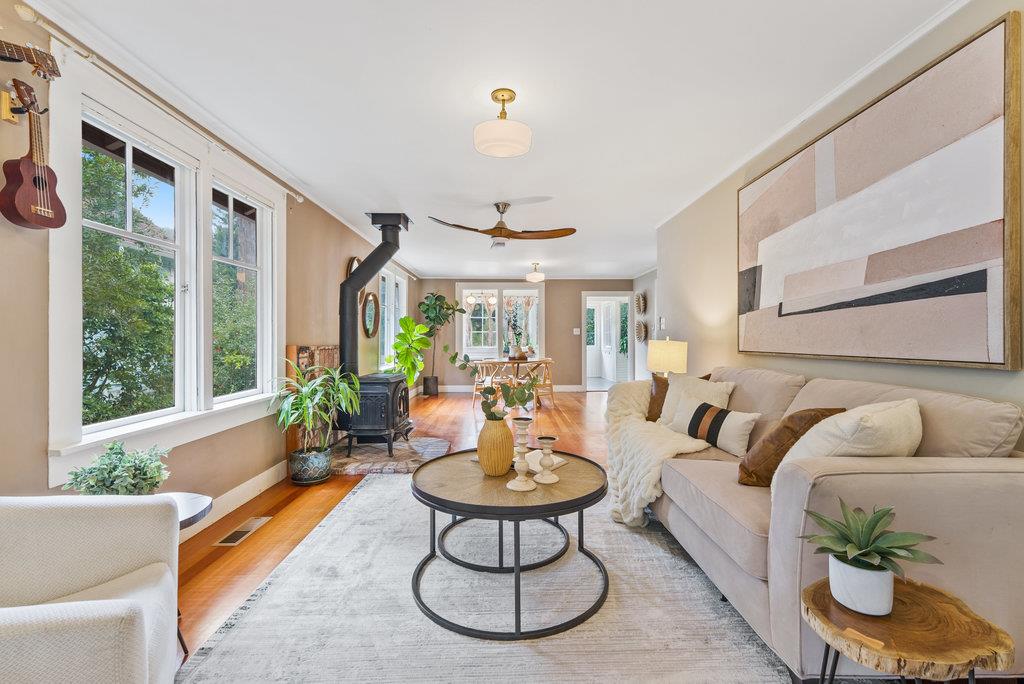 Detail Gallery Image 9 of 55 For 9710 Live Oak Ave, Ben Lomond,  CA 95005 - 3 Beds | 2 Baths