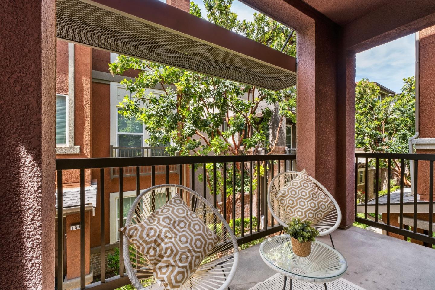 Detail Gallery Image 7 of 50 For 1537 Lee Pl, San Jose,  CA 95131 - 4 Beds | 3/1 Baths