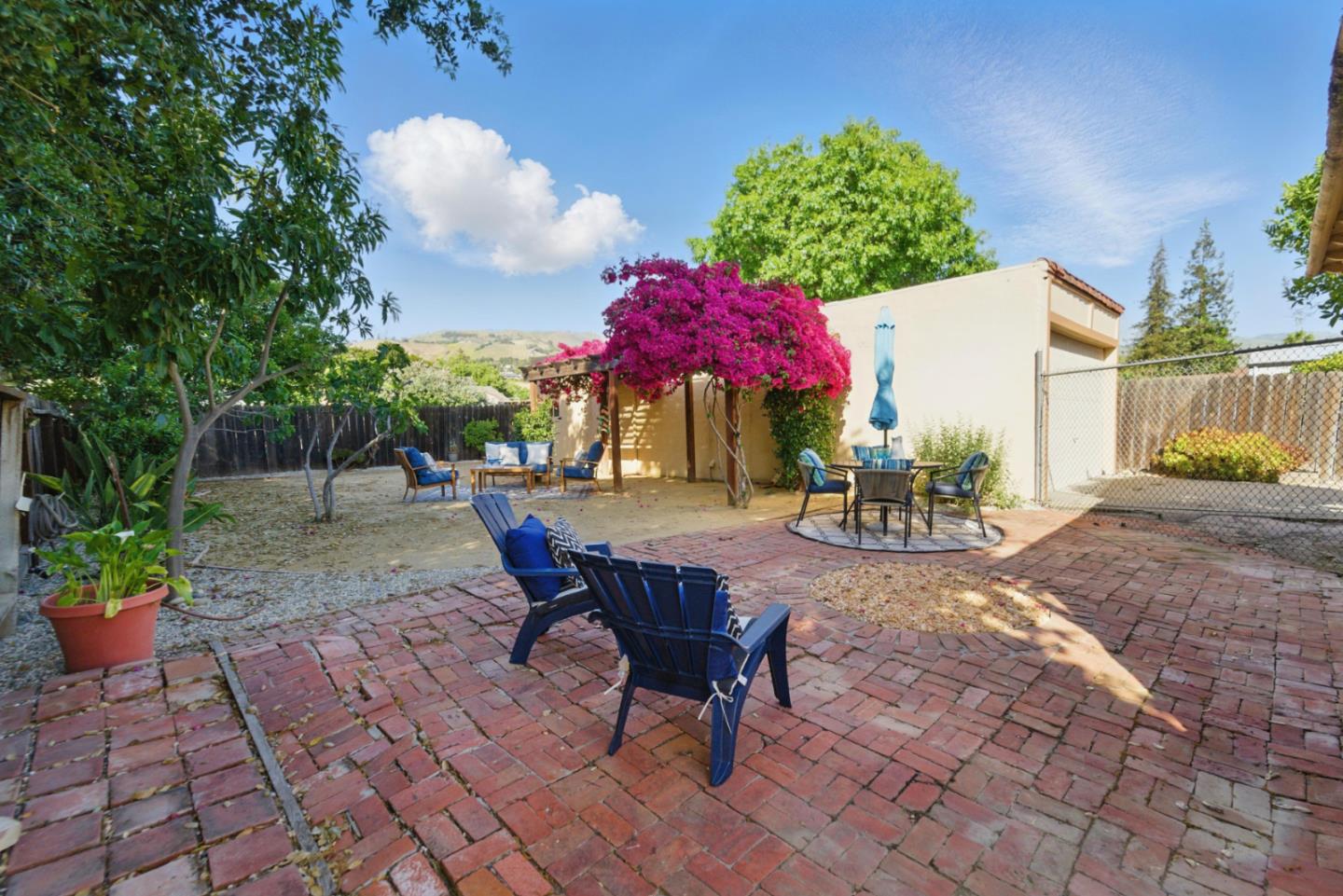 Detail Gallery Image 25 of 28 For 136 S Claremont Ave, San Jose,  CA 95127 - 2 Beds | 1 Baths