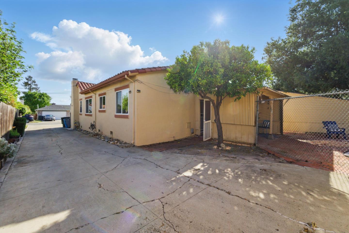 Detail Gallery Image 28 of 28 For 136 S Claremont Ave, San Jose,  CA 95127 - 2 Beds | 1 Baths