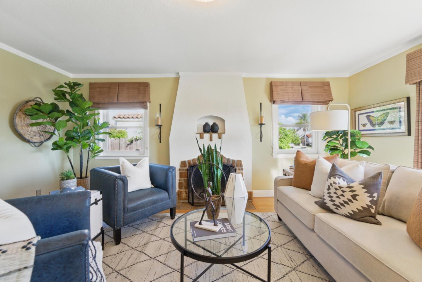 Detail Gallery Image 5 of 28 For 136 S Claremont Ave, San Jose,  CA 95127 - 2 Beds | 1 Baths