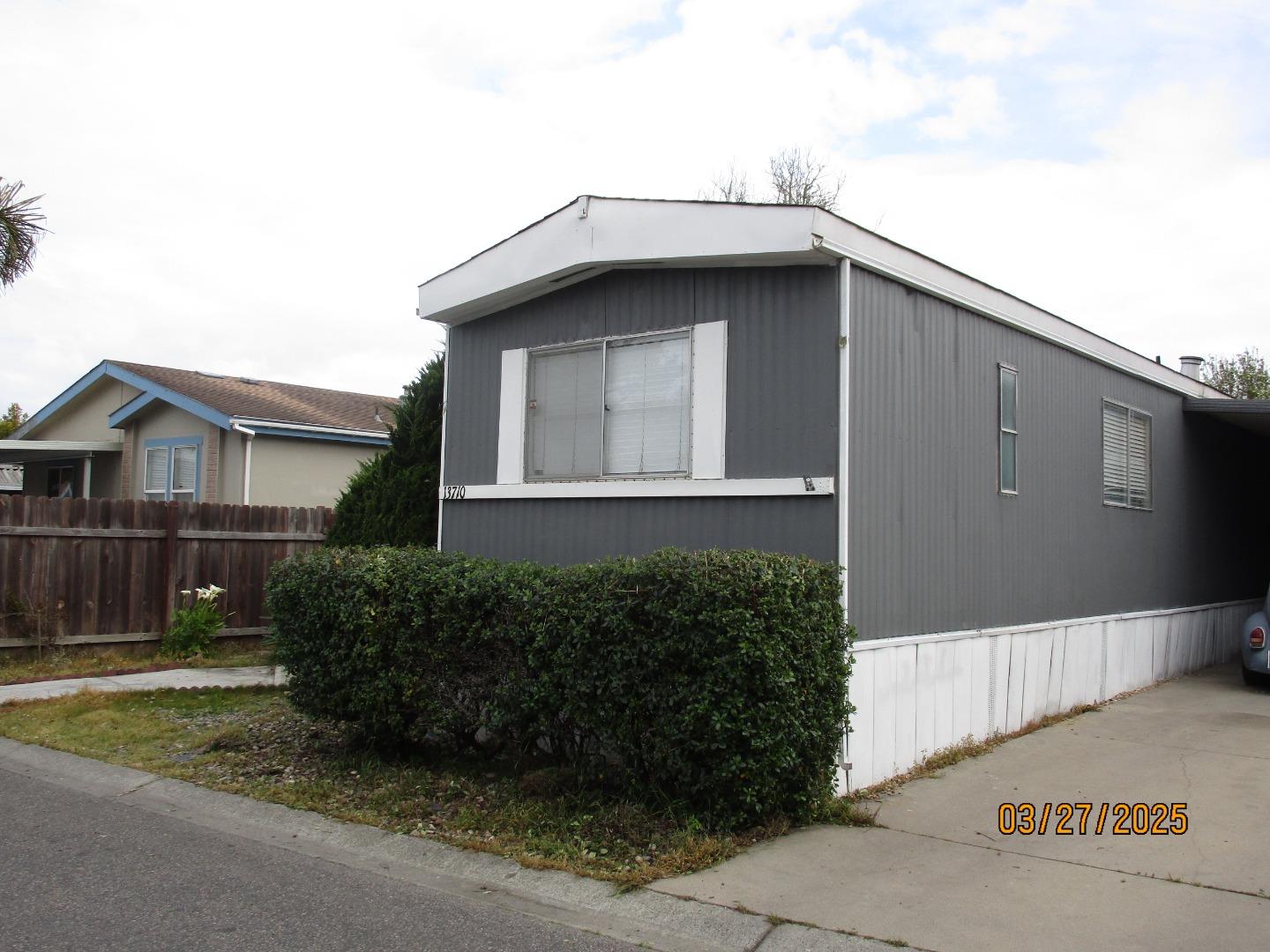 Detail Gallery Image 1 of 11 For 13710 Monte Bello #102,  Castroville,  CA 95012 - 3 Beds | 1/1 Baths