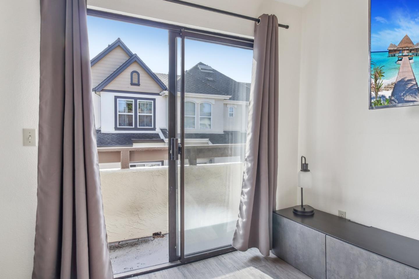 Detail Gallery Image 10 of 28 For 711 S Bayshore Blvd #23,  San Mateo,  CA 94401 - 2 Beds | 1 Baths