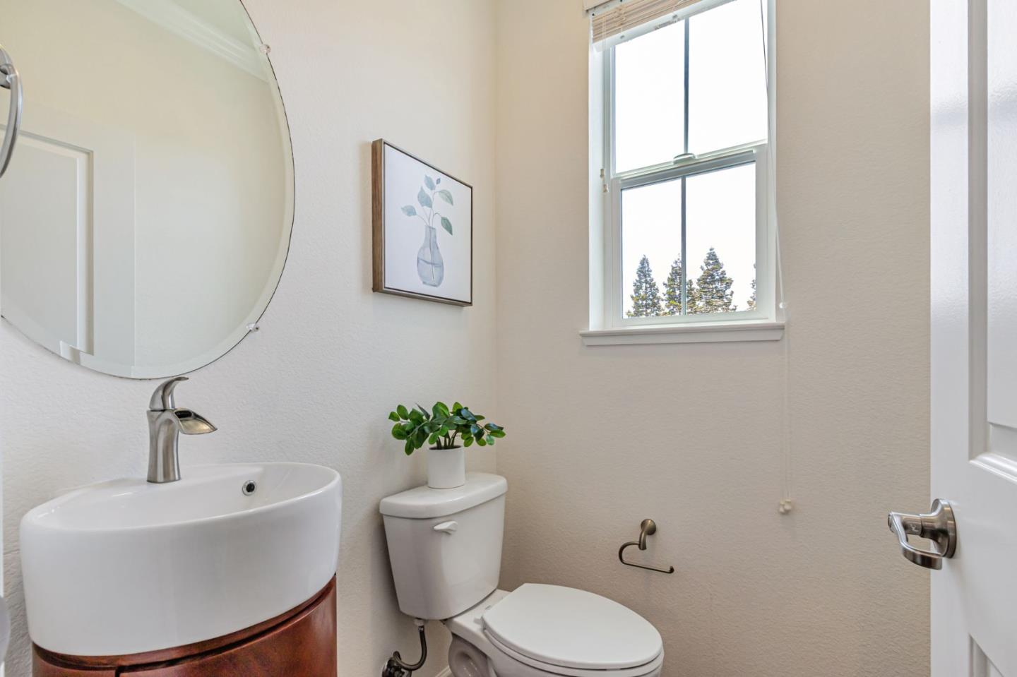 Detail Gallery Image 23 of 48 For 6215 White Moonstone Ct, San Jose,  CA 95123 - 3 Beds | 3/1 Baths