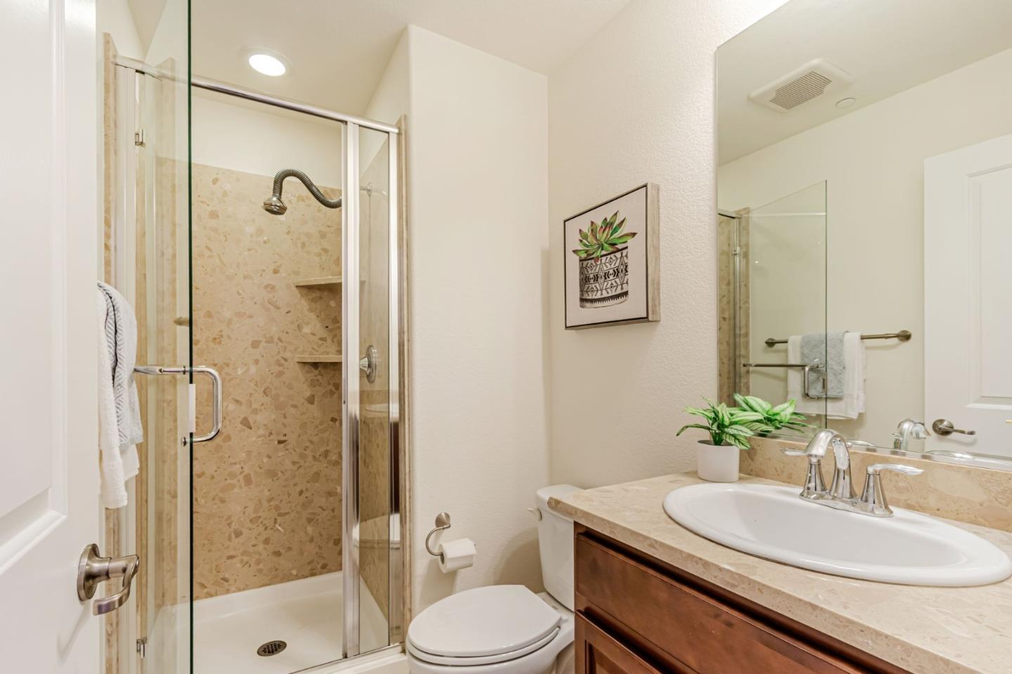 Detail Gallery Image 25 of 48 For 6215 White Moonstone Ct, San Jose,  CA 95123 - 3 Beds | 3/1 Baths