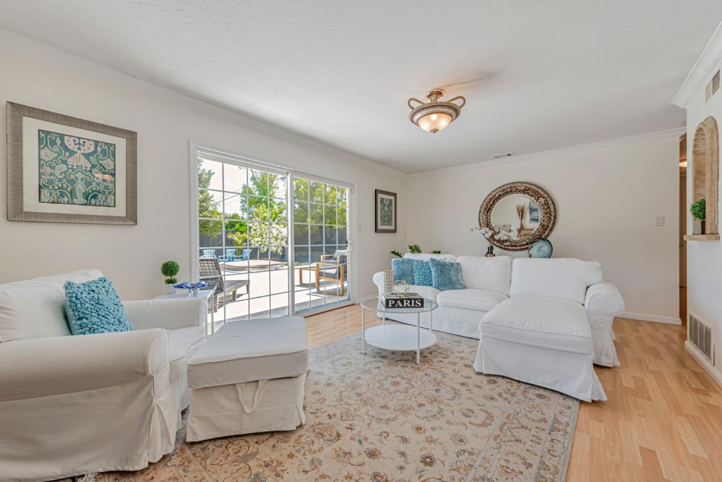 Detail Gallery Image 11 of 77 For 2924 Vivian Ln, San Jose,  CA 95124 - 3 Beds | 2 Baths