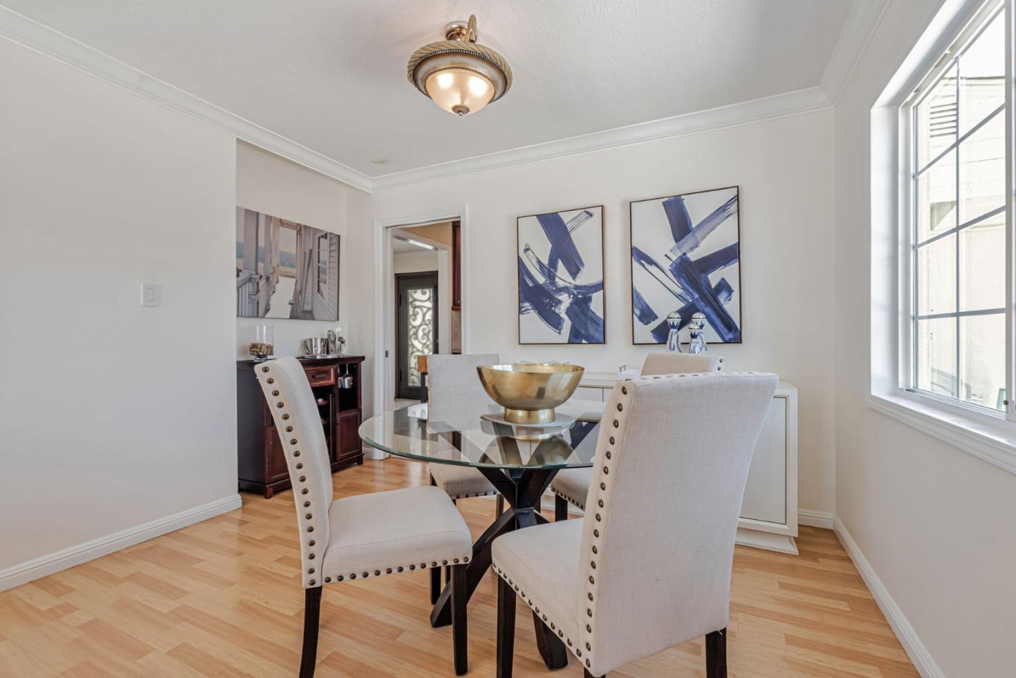 Detail Gallery Image 13 of 77 For 2924 Vivian Ln, San Jose,  CA 95124 - 3 Beds | 2 Baths