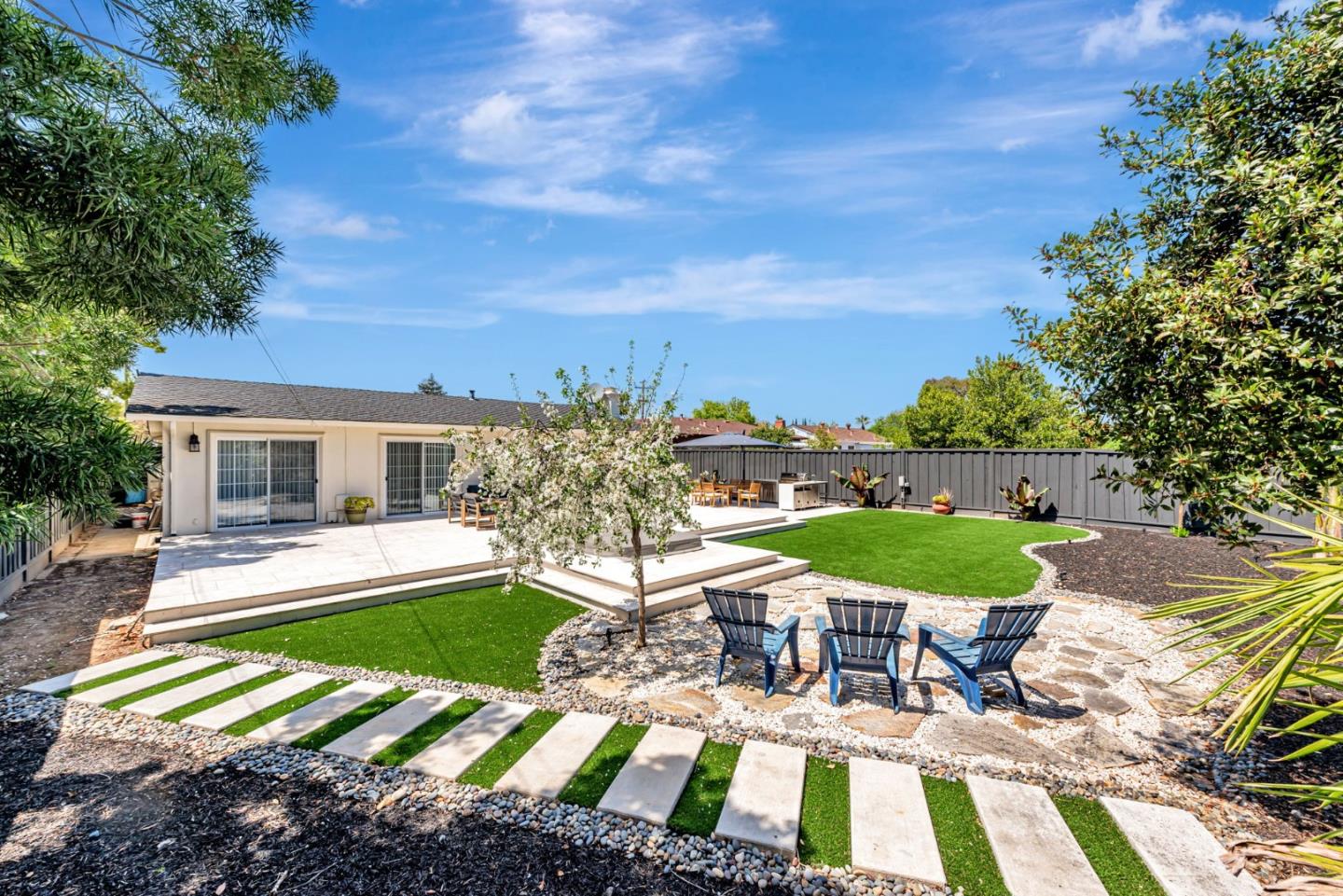 Detail Gallery Image 36 of 77 For 2924 Vivian Ln, San Jose,  CA 95124 - 3 Beds | 2 Baths