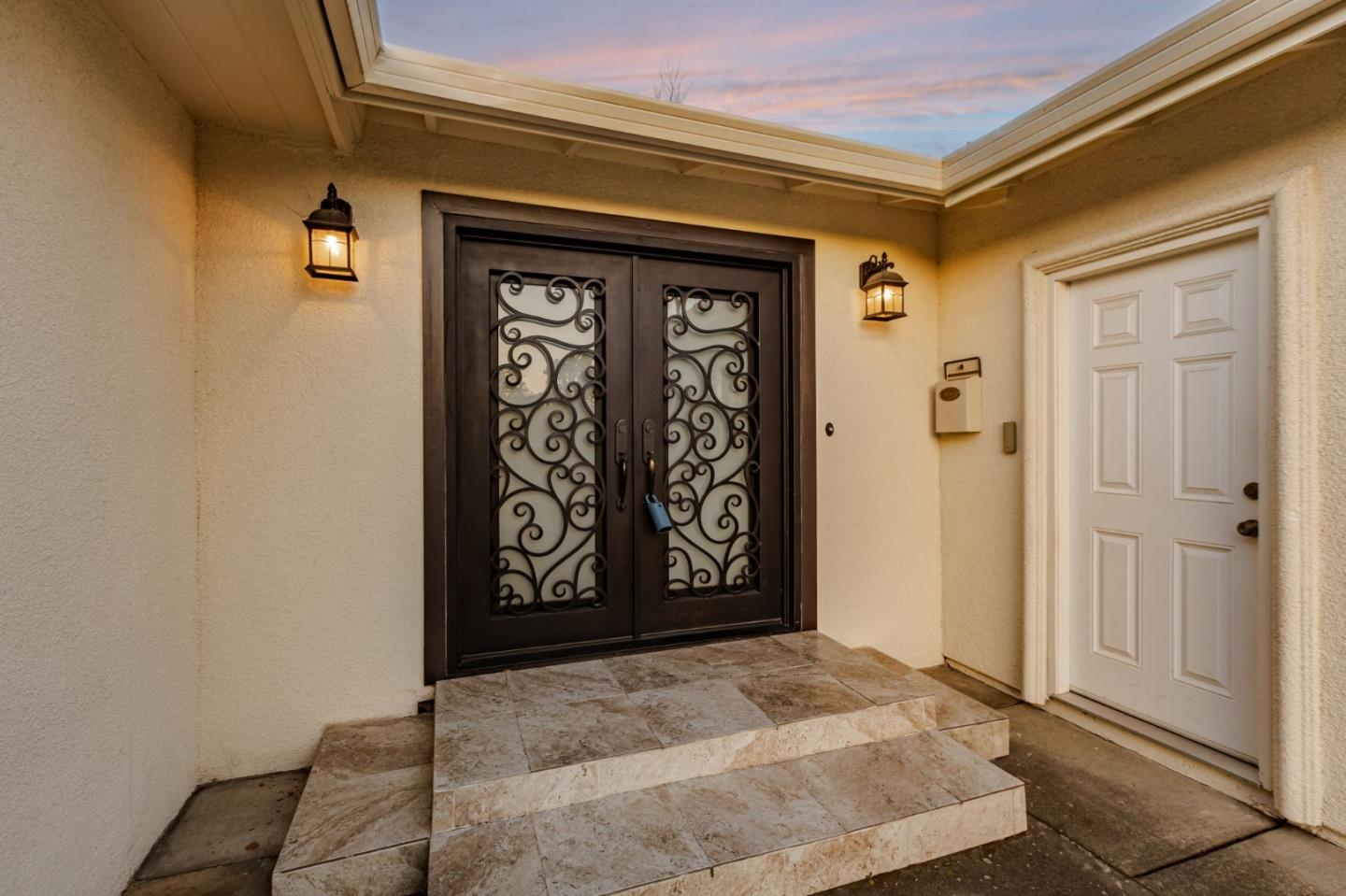 Detail Gallery Image 46 of 77 For 2924 Vivian Ln, San Jose,  CA 95124 - 3 Beds | 2 Baths